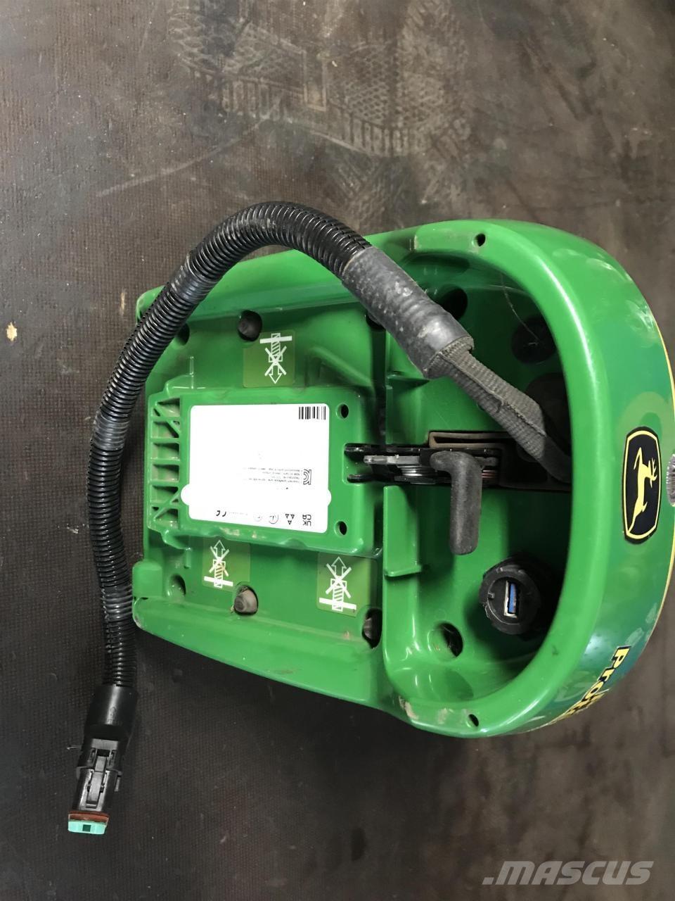 John Deere SF6000 النظام العالمي لتحديد المواقع GPS