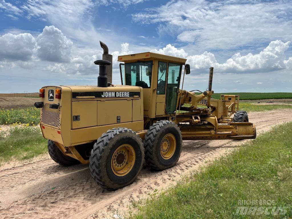 John Deere 770 BH معدات تمهيد الطرق