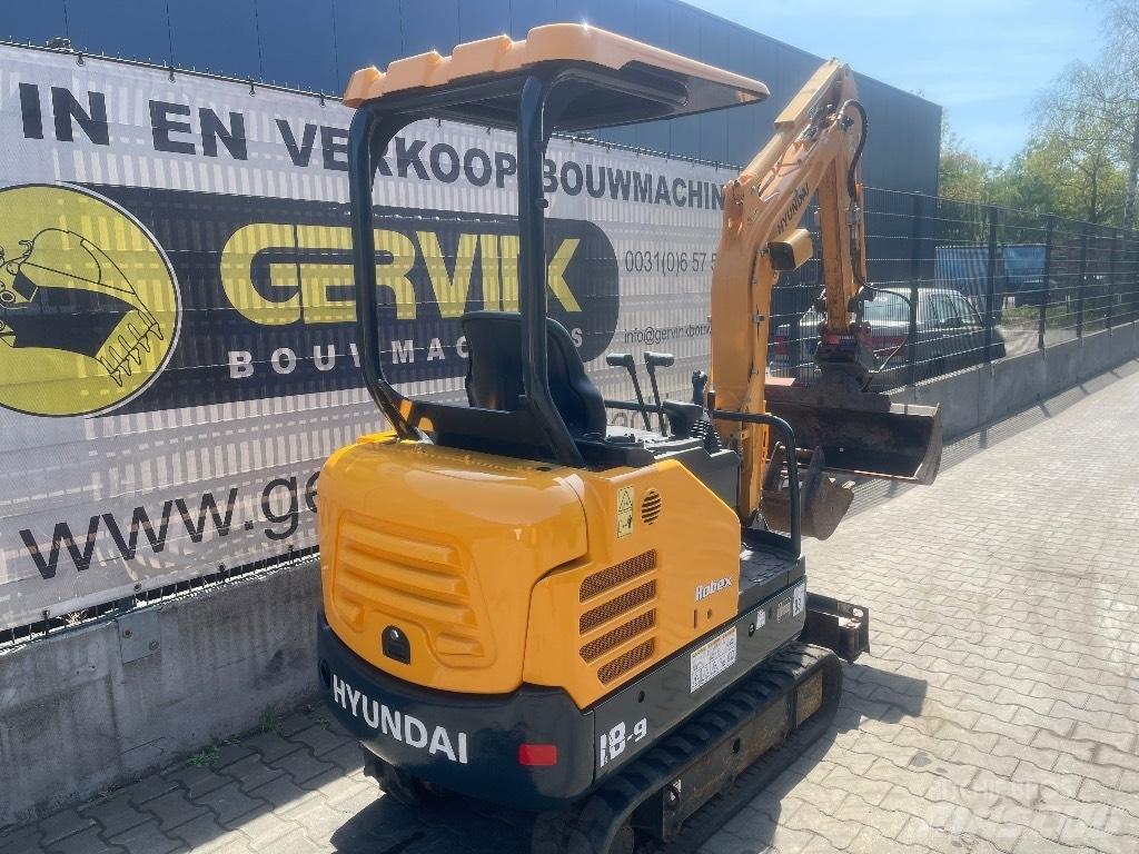 Hyundai 18-9 حفارات صغيرة أقل من 7 طن (حفارات صغيرة)