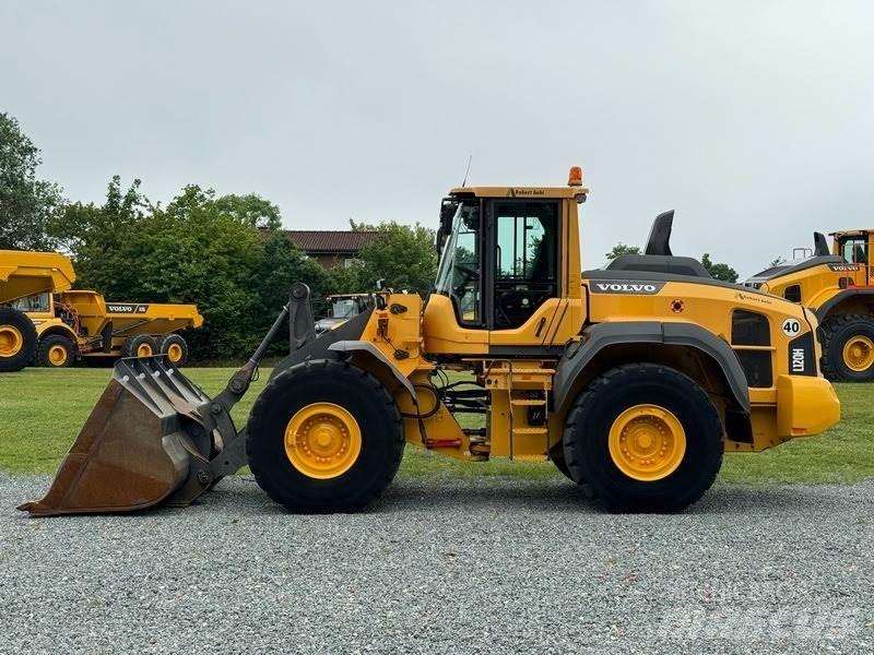 Volvo L 120 H لوادر بعجل