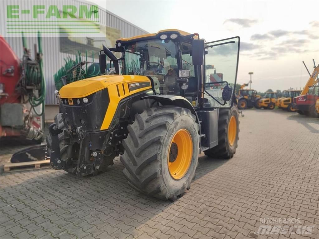 JCB 4220 fastrac الجرارات