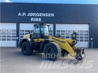 New Holland W 190 لوادر بعجل