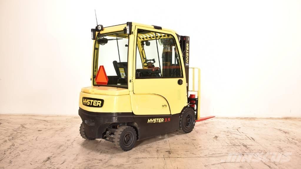 Hyster J 3.5 XN شاحنات ذات رافعات شوكية تعمل بالكهرباء