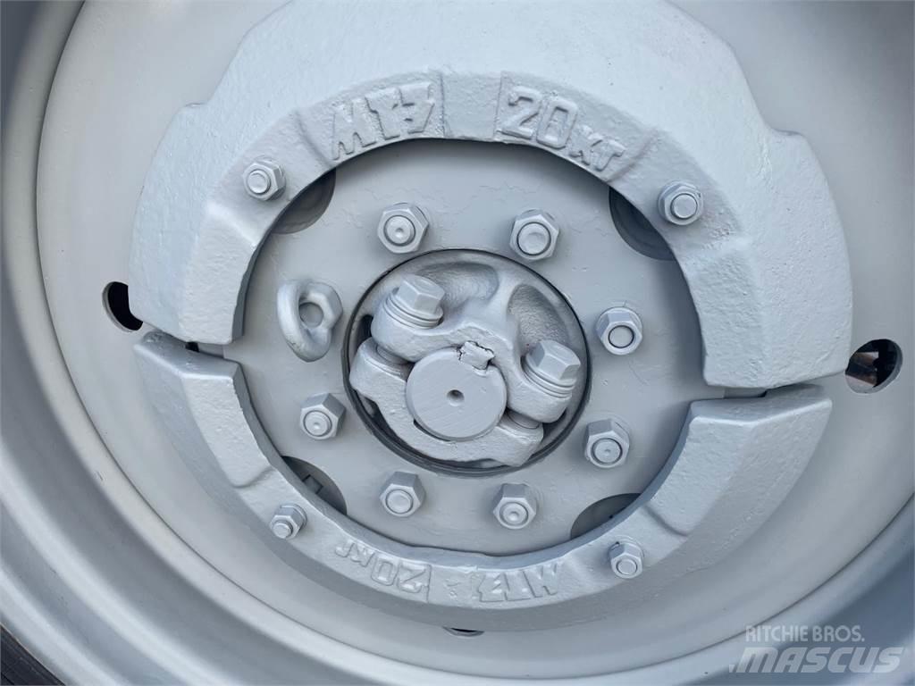 Belarus MTS 820 الجرارات