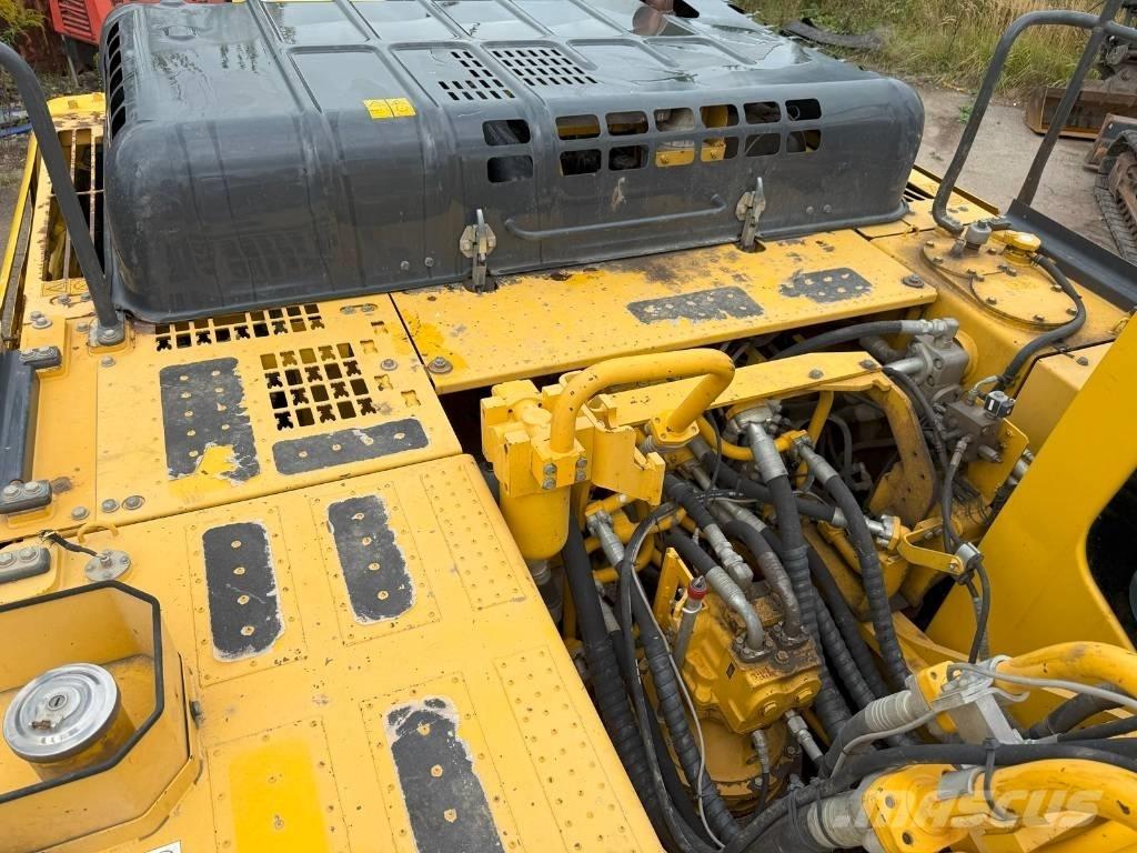 Komatsu PC 360 LC-10 حفارات زحافة