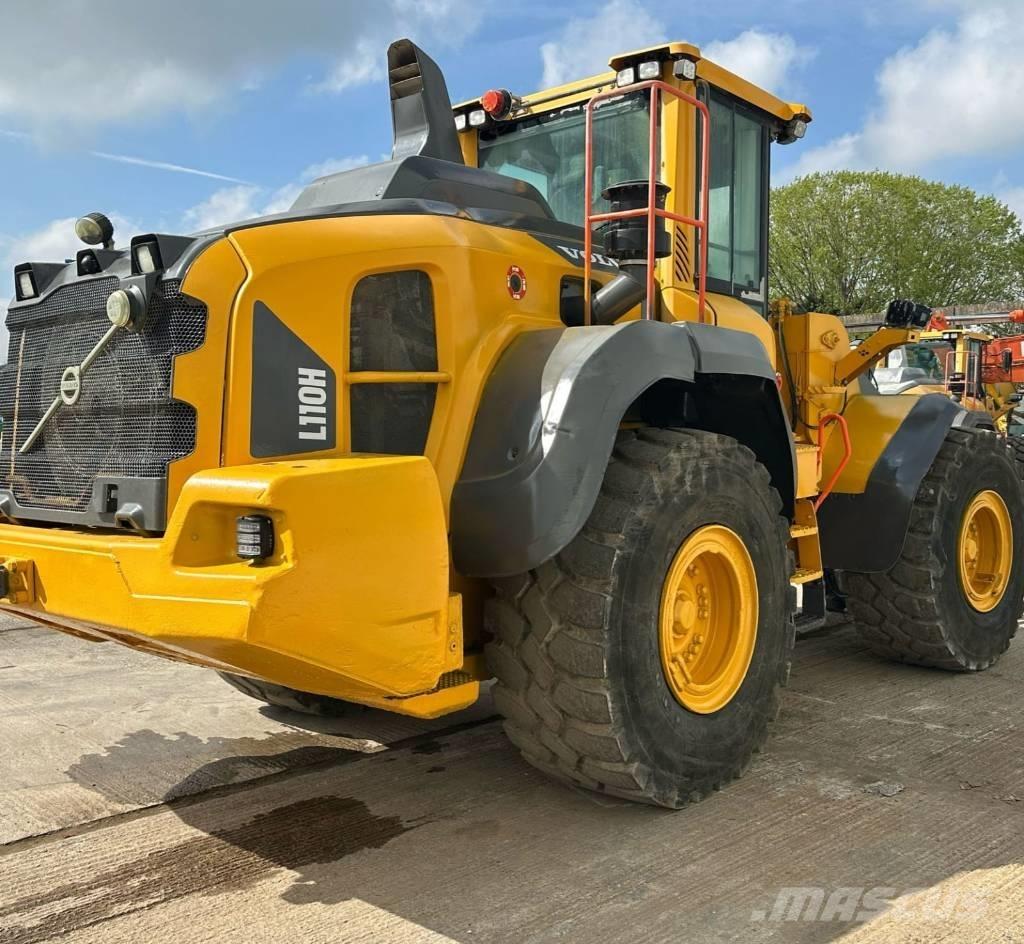 Volvo L 110 H لوادر بعجل