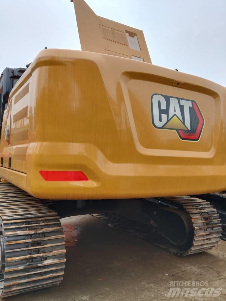 CAT 330 GC حفارات زحافة