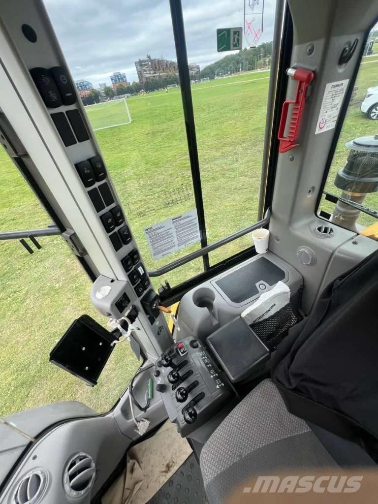 Volvo L 60 H لوادر بعجل