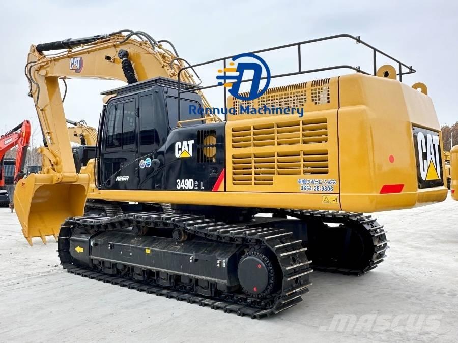 CAT 349 D2L حفارات زحافة