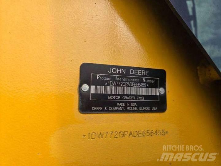 John Deere 772GP معدات تمهيد الطرق