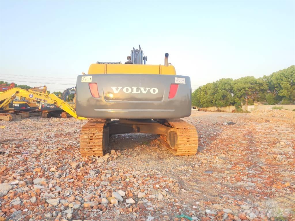 Volvo EC 360 B LC حفارات زحافة