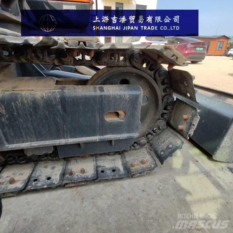 Doosan DX 75-9 C حفارات زحافة