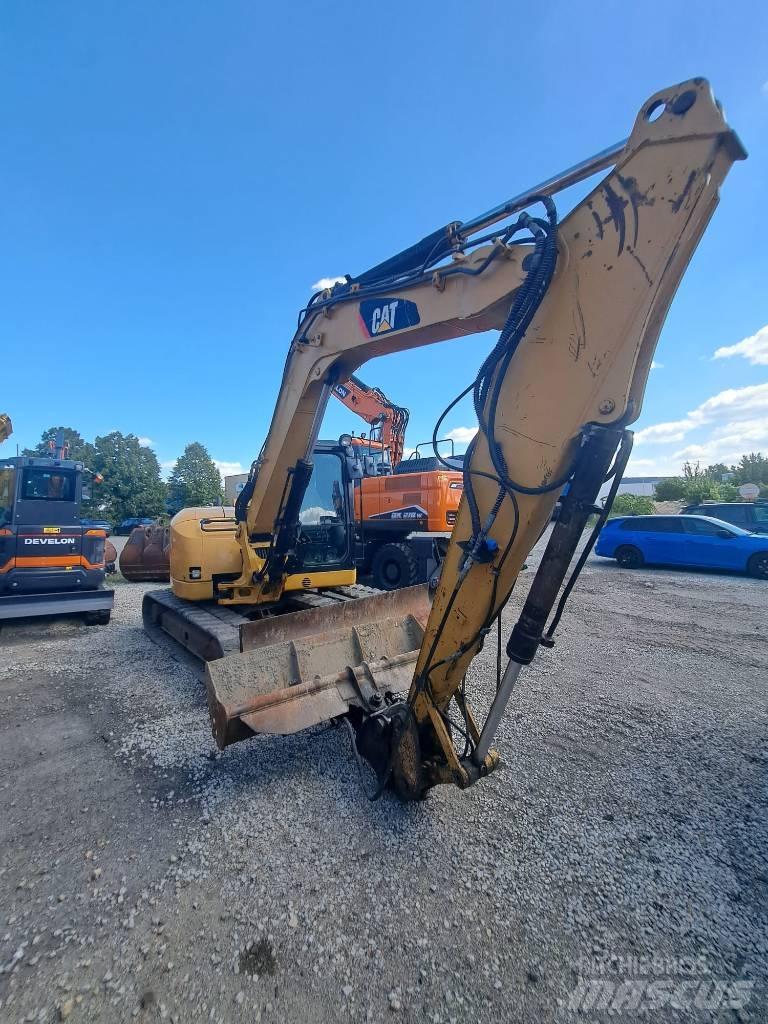 CAT 308 D حفارات وسط 7 طن - 12 طن