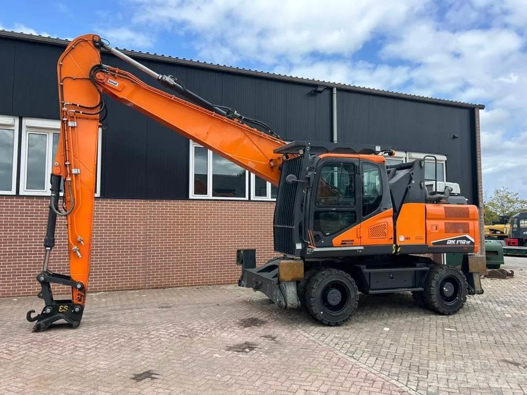 Doosan DX170W-5 مناولات المخلفات / مناولات صناعية