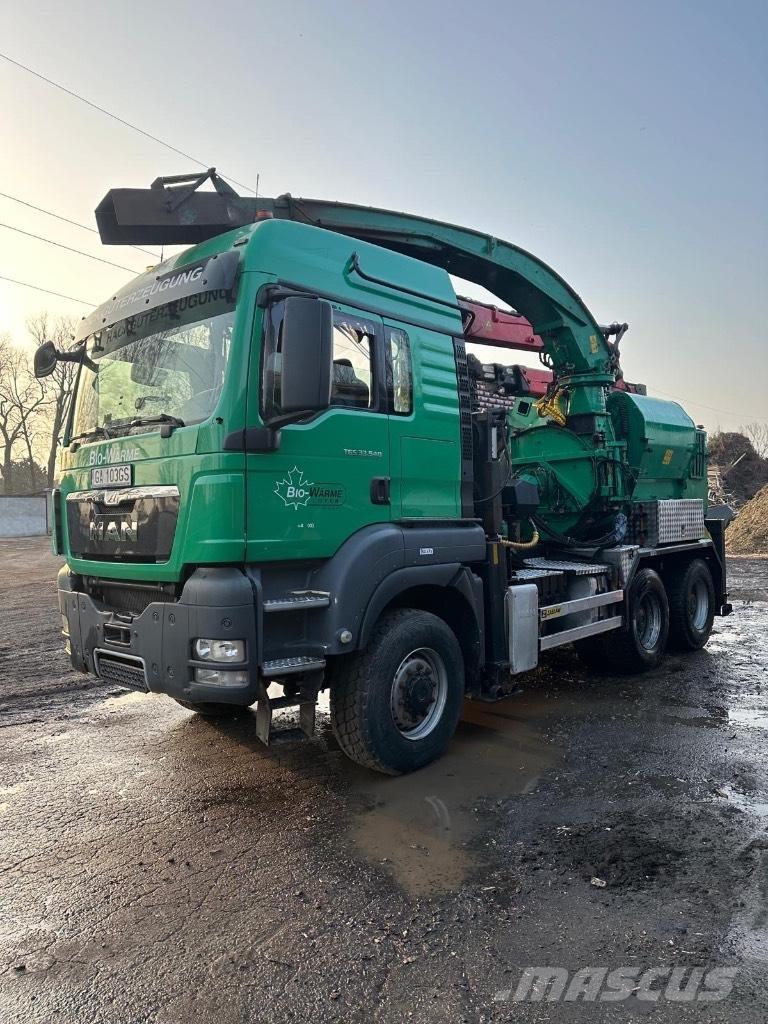 JENZ HEM 582 R ماكينات تقطيع أخشاب الحراجة