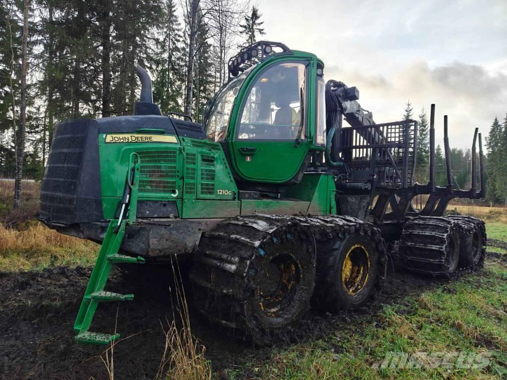 John Deere 1210 G شاحنات