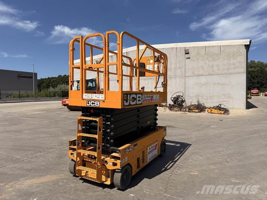 JCB S4046E رافعات ومنصات أخرى