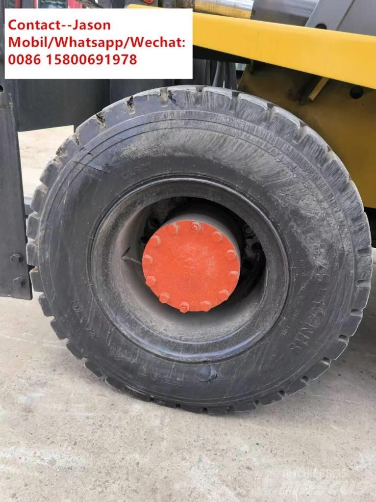Komatsu FD 70-7 شاحنات الديزل