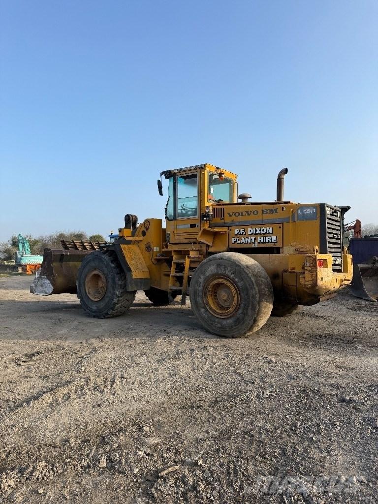Volvo BM L 150 لوادر بعجل