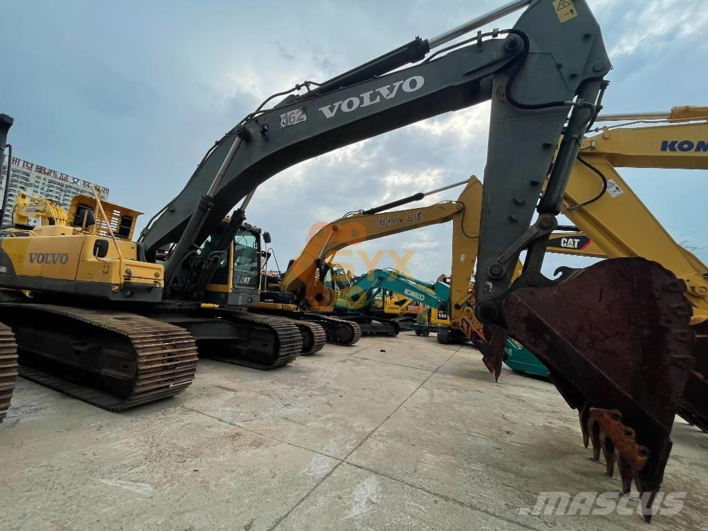 Volvo EC 460D حفارات زحافة