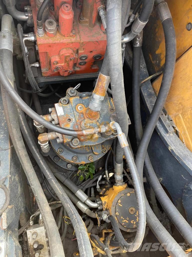 Hyundai 210W-9 حفارات بعجل