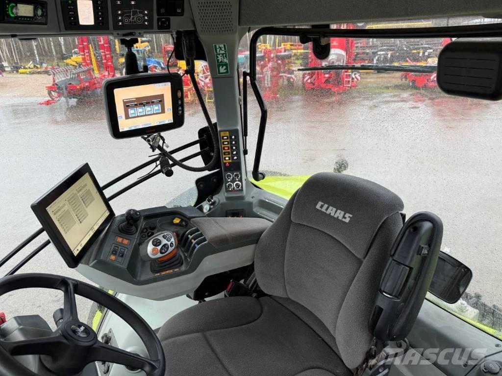 CLAAS Axion 850 الجرارات