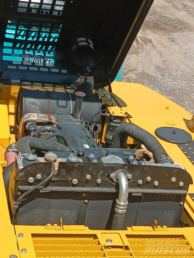 Komatsu PC 220 حفارات زحافة