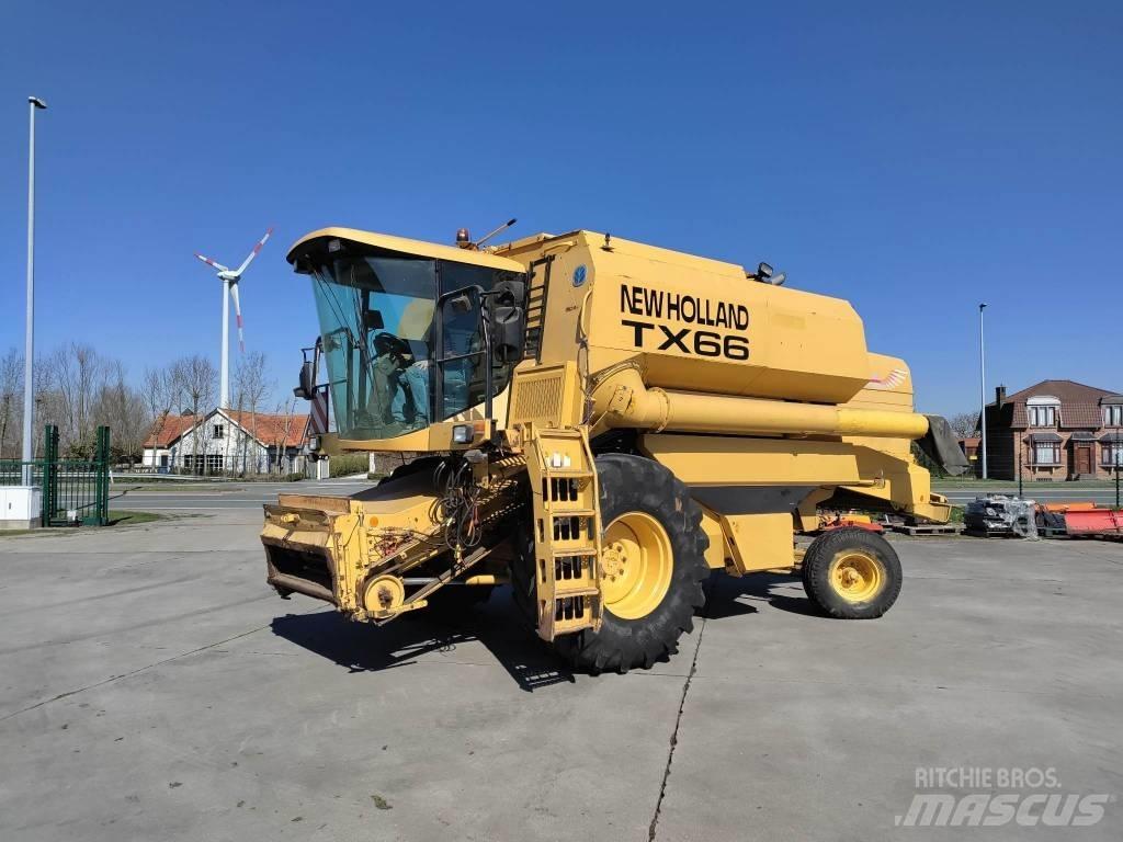 New Holland TX 66 حصادات