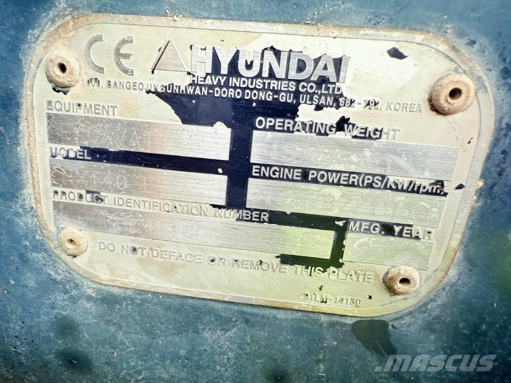 Hyundai HX 140 L حفارات زحافة