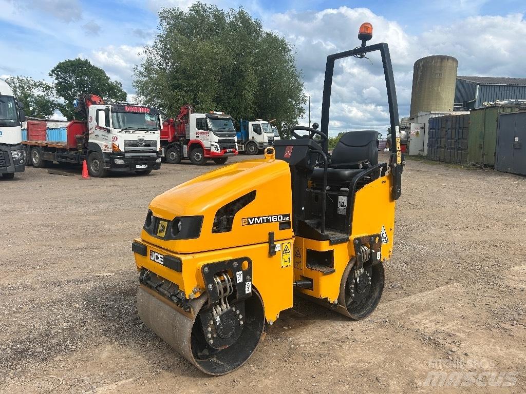 JCB VMT160-80 مداحل ثنائية الاسطوانة