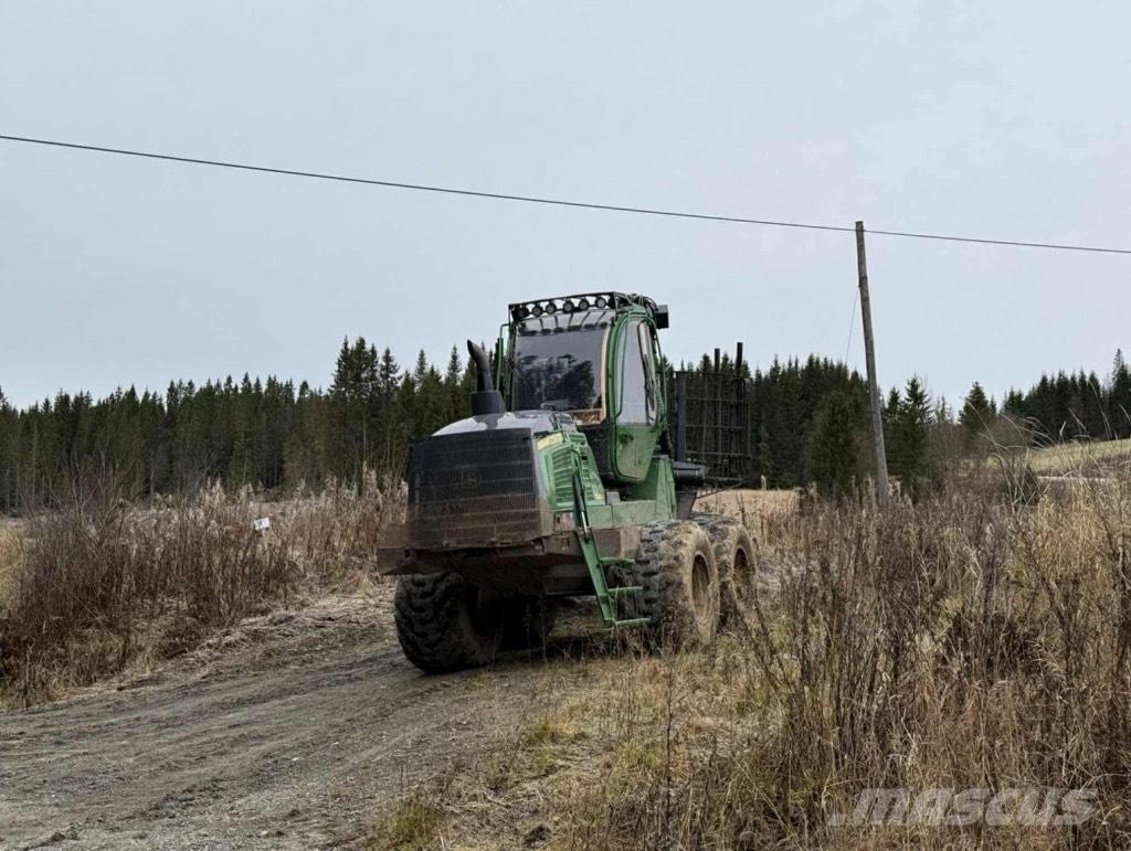 John Deere 1510 E شاحنات