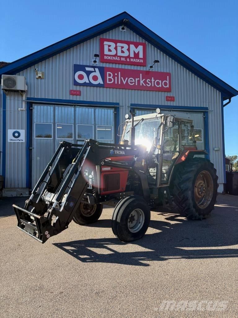 Massey Ferguson 375 الجرارات