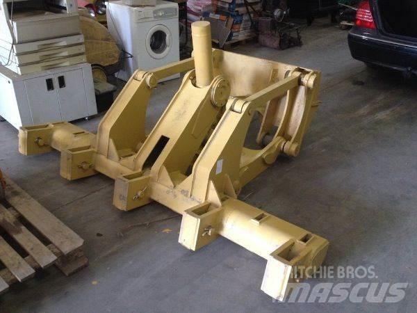 CAT 140H/160H Ripper أخرى