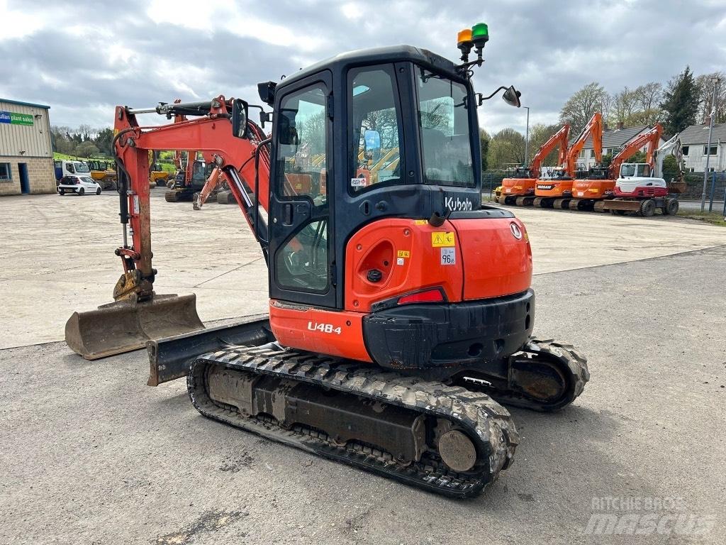 Kubota U48-4 حفارات صغيرة أقل من 7 طن (حفارات صغيرة)