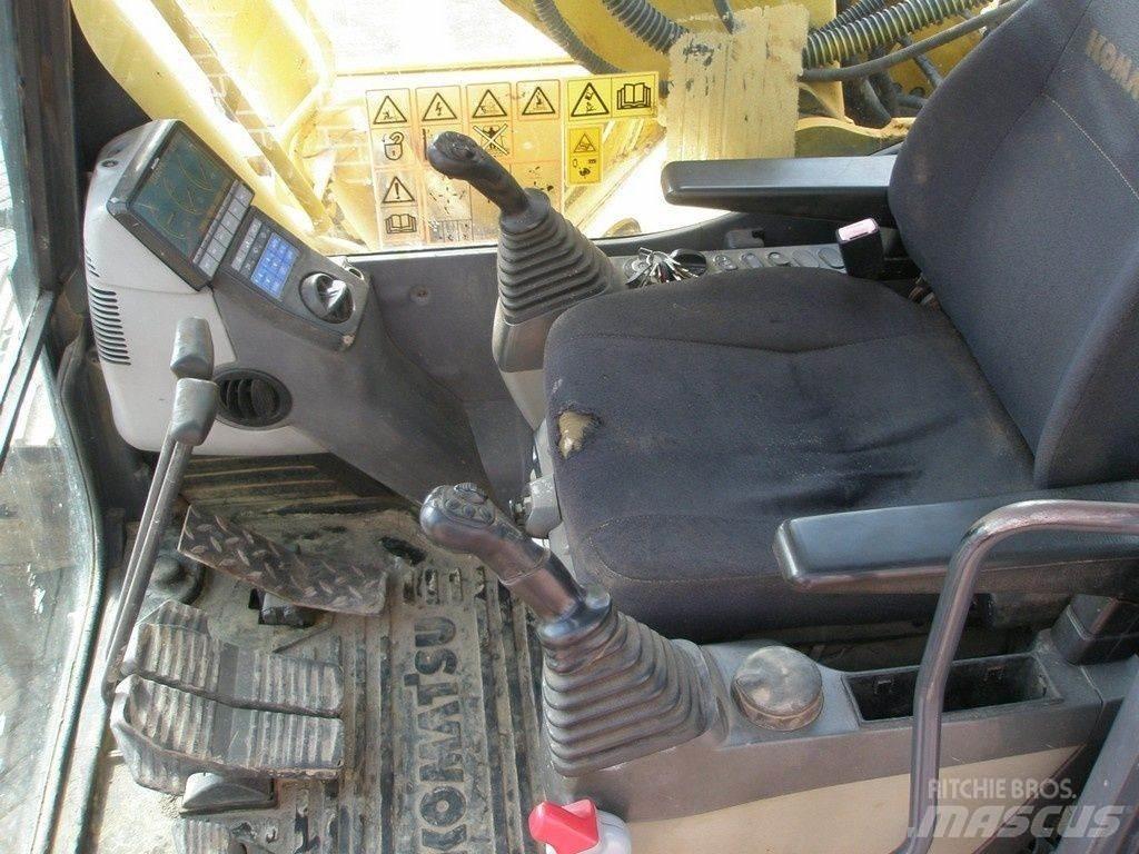 Komatsu PC 210LC-8 حفارات زحافة