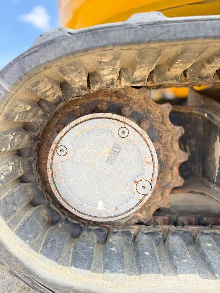 Komatsu PC 80 MR-5 حفارات وسط 7 طن - 12 طن