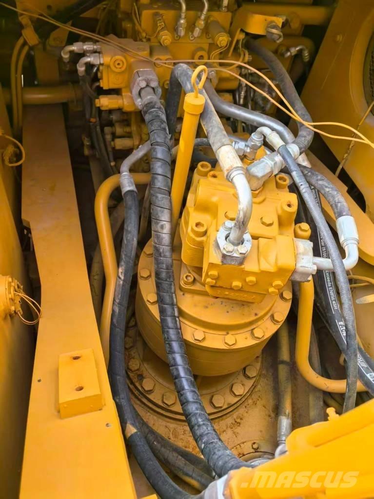 CAT 329 E حفارات زحافة
