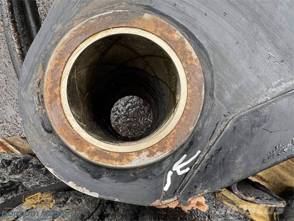 Komatsu 165F رافعات شحن