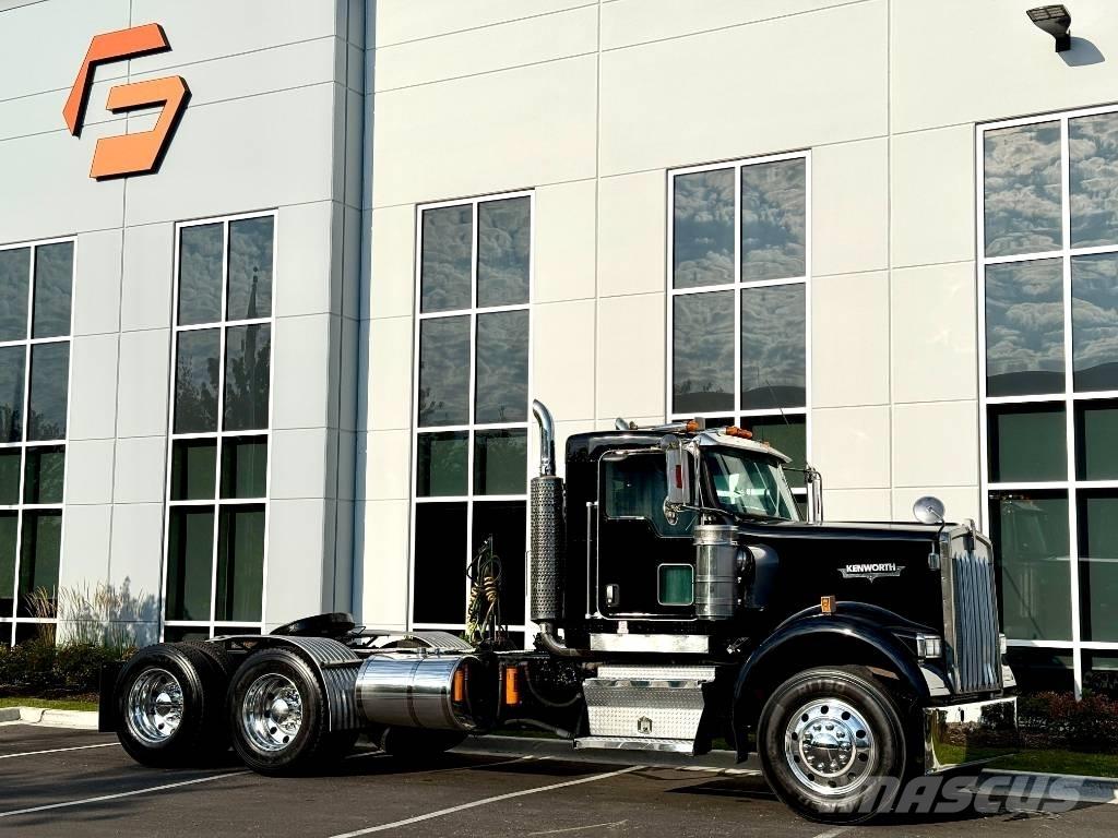 Kenworth W 900 وحدات الجر