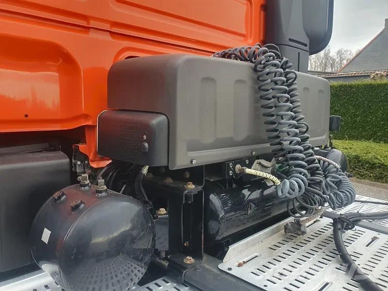 DAF XF 460 58 TON وحدات الجر