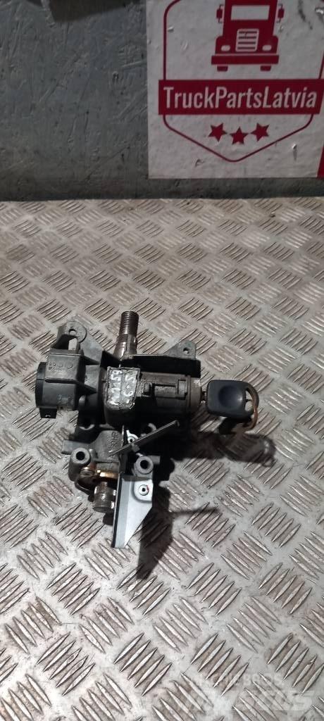 MAN TGX   81255016035 كابينة والداخلية