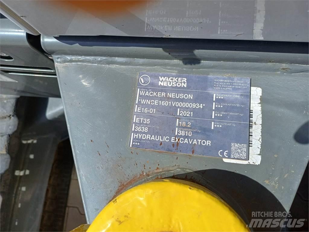 Wacker Neuson ET35 حفارات زحافة