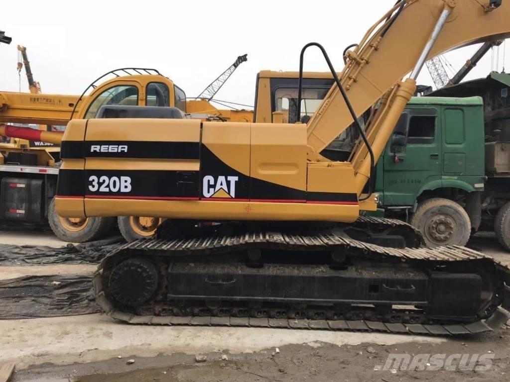 CAT 320 B L حفارات زحافة
