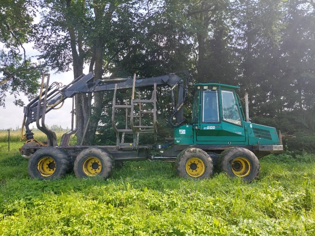 Timberjack 810 D شاحنات