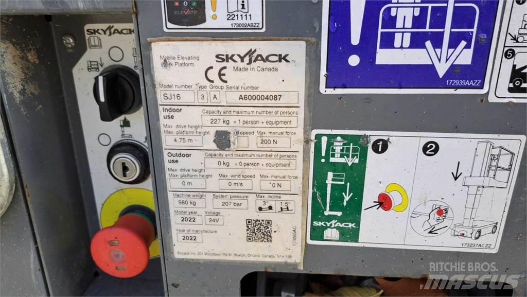 SkyJack SJ16 رافعات ومنصات أخرى