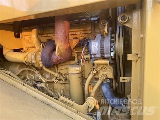 CAT 950 F لوادر بعجل