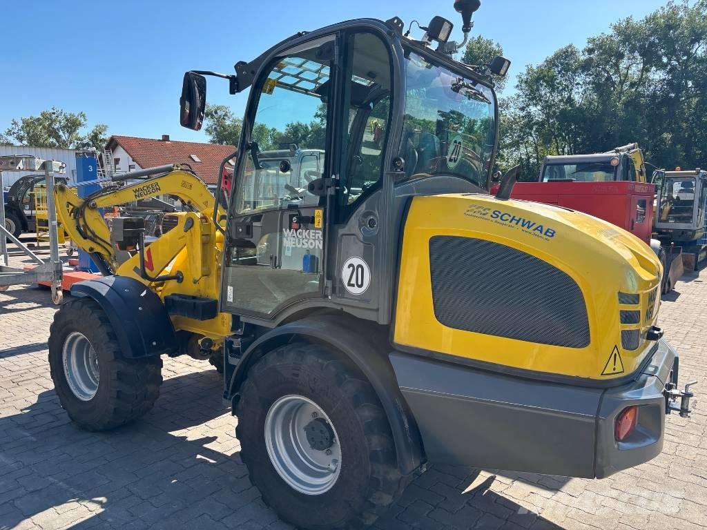 Wacker Neuson WL 52 لوادر بعجل