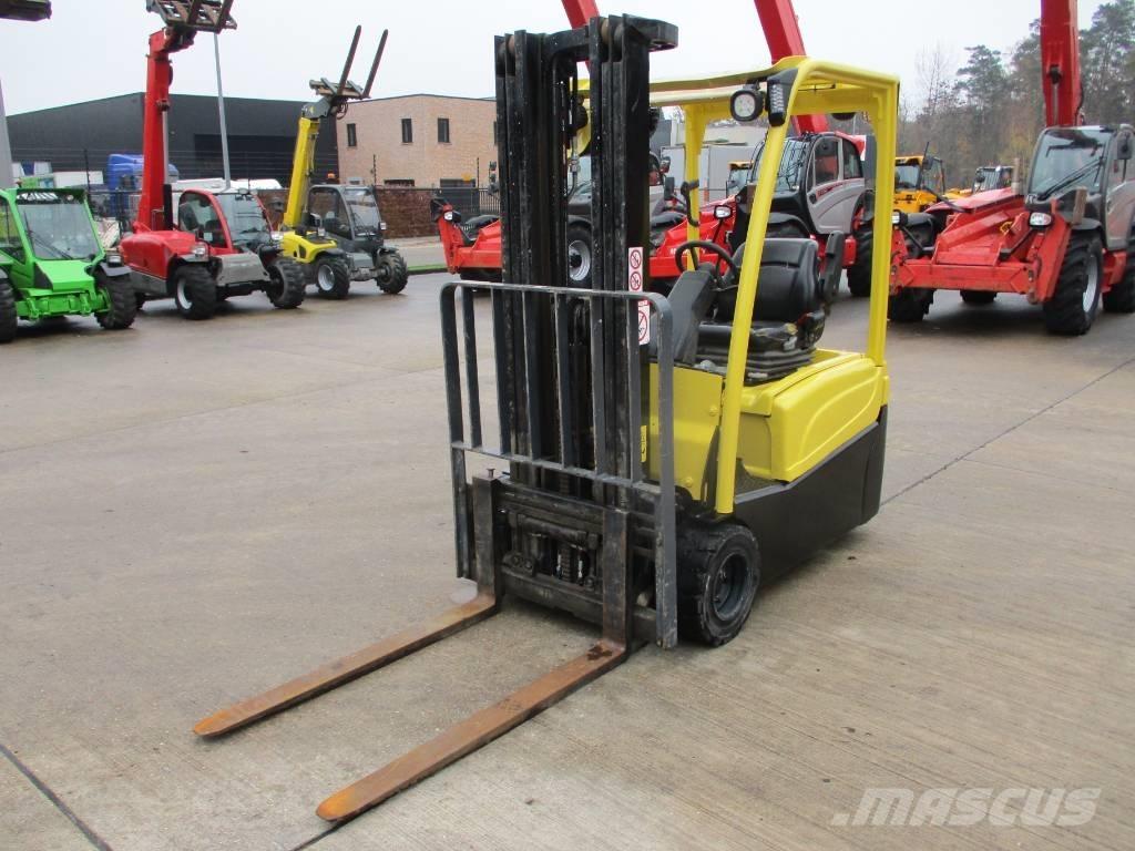 Hyster J 1.8 XNT شاحنات ذات رافعات شوكية تعمل بالكهرباء