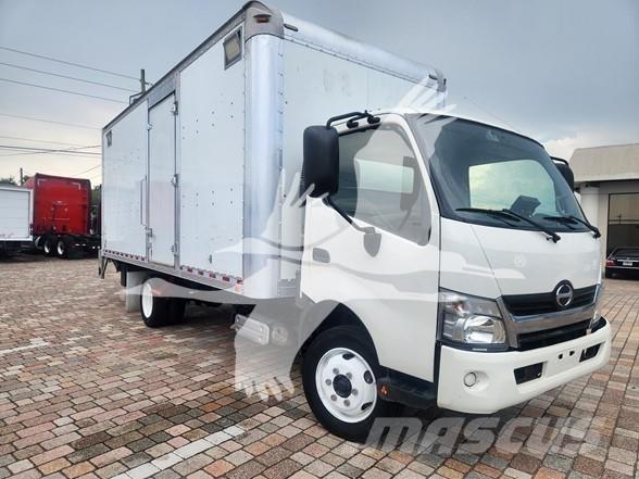 Hino 195 شاحنات ذات هيكل صندوقي