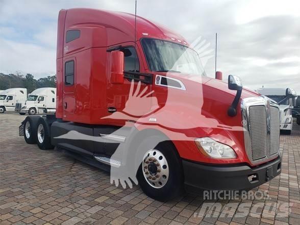 Kenworth T680 وحدات الجر